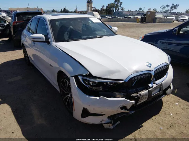 2022 BMW 330e VIN 3MW5P7J0XN8C22886 фото 1