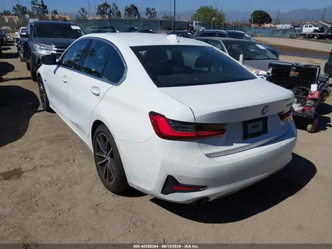 2022 BMW 330e VIN 3MW5P7J0XN8C22886 фото 3