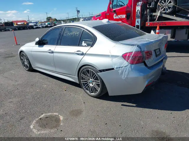 2018 BMW 330i Xdrive VIN WBA8D9G59JNU70266 фото 3