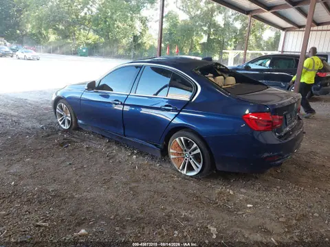 2018 BMW 330i Xdrive VIN WBA8D9C59JA615996 фото 3