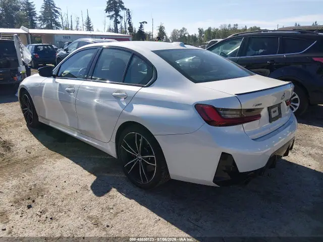 3MW89FF00R8E06542 — 2024 BMW 330I Xdrive, фото 3 с аукциона IAAI 30.09.2026, Передняя часть справа