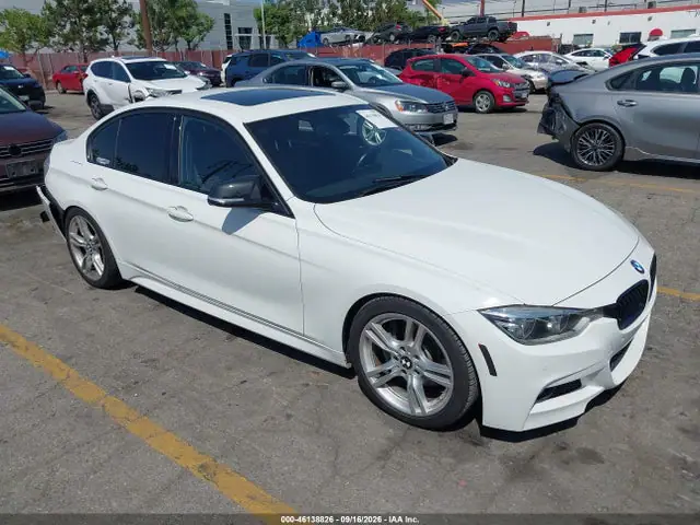 WBA8B9G5XHNU51466 — 2017 BMW 330I, Left & Right Side, фото до ремонта