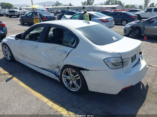 WBA8B9G5XHNU51466 — 2017 BMW 330I, фото 3 с аукциона IAAI 13.10.2026, Left & Right Side