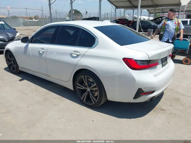 3MW5R1J00L8B15950 — 2020 BMW 330I, фото 3 с аукциона IAAI 30.09.2026, Задняя часть слева