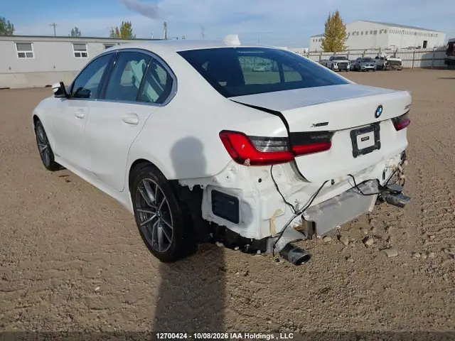 3MW5R7J03M8B47439 — 2021 BMW 330XI, фото 3 с аукциона IAAI 14.10.2026, Задняя часть