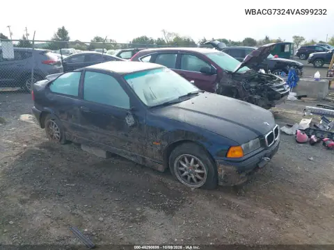 WBACG7324VAS99232 — 1997 BMW 3ER, Сзади, фото до ремонта