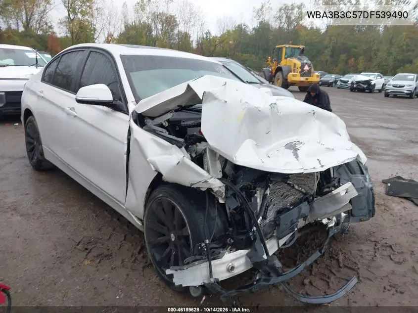 WBA3B3C57DF539490 BMW 3ER 2013 — повреждение Передняя часть, фото до ремонта