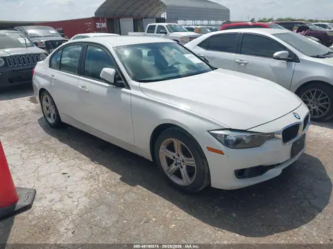 WBA3C1C54DF435881 — 2013 BMW 3ER, Естественный износ, фото до ремонта