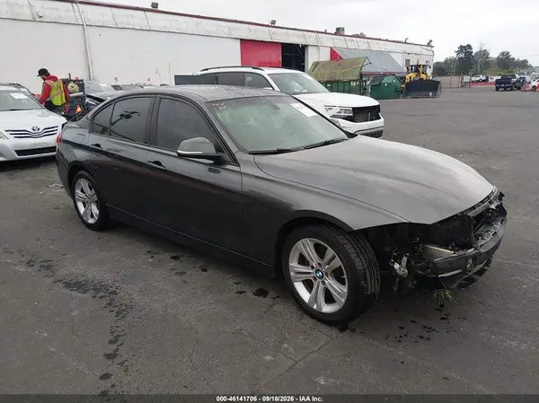 WBA8E9G59GNT47394 — 2016 BMW 3ER, Передняя часть справа (Right Front), фото до ремонта