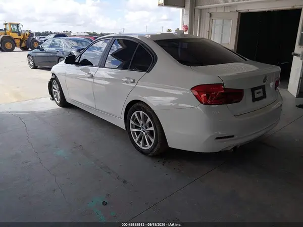 WBA8E1G50GNT37371 — 2016 BMW 3ER, фото 3 с аукциона IAAI 03.10.2026, Передняя часть слева