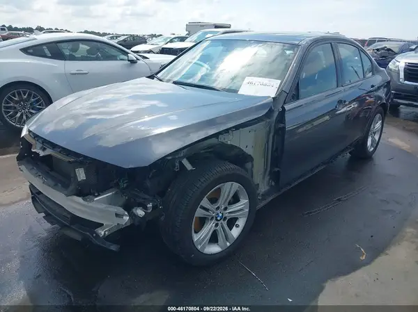 WBA8E3G53GNT76323 — 2016 BMW 3ER, фото 2 с аукциона IAAI 08.10.2026, Передняя часть слева