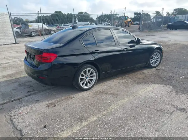 WBA8E5G5XGNT40446 — 2016 BMW 3ER, фото 4 с аукциона IAAI 14.10.2026, Естественный износ