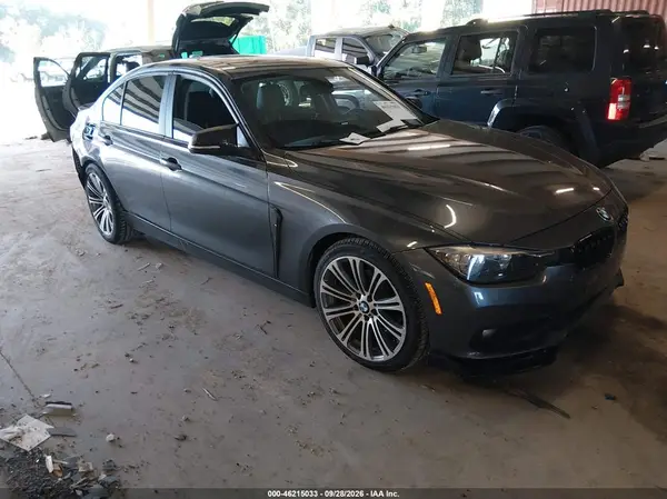 WBA8E1G57GNU10364 — 2016 BMW 3ER, Задняя часть справа (Right Rear), фото до ремонта