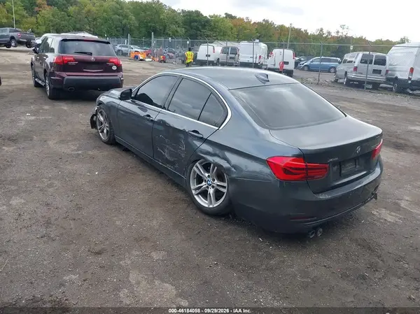 WBA8D9G30HNU63778 — 2017 BMW 3ER, фото 3 с аукциона IAAI, Передняя часть