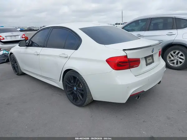 WBA8B3G35HNU36367 — 2017 BMW 3ER, фото 3 с аукциона IAAI, Правый бок