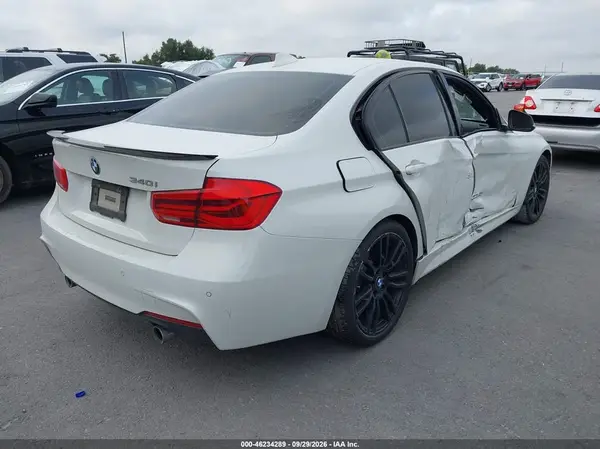WBA8B3G35HNU36367 — 2017 BMW 3ER, фото 4 с аукциона IAAI, Правый бок