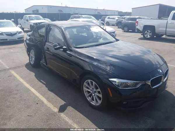 WBA8E5G52JNV02237 — 2018 BMW 3ER, Правый бок (Right Side), фото до ремонта