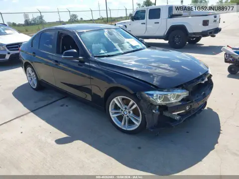 WBA8E1G52JNU88977 — 2018 BMW 3ER, Передняя часть, фото до ремонта