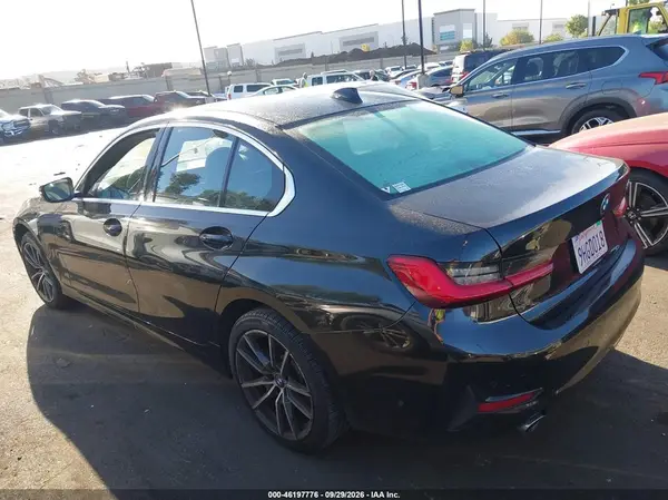 WBA5R1C56KAJ99932 — 2019 BMW 3ER, фото 3 с аукциона IAAI 14.10.2026, Правый бок