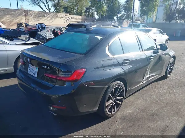 WBA5R1C56KAJ99932 — 2019 BMW 3ER, фото 4 с аукциона IAAI 14.10.2026, Правый бок