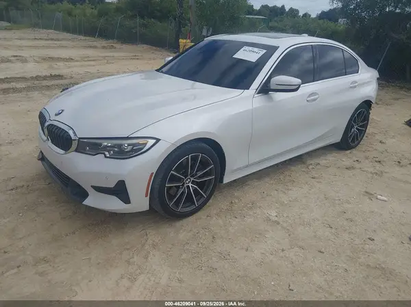 3MW5R1J00L8B27693 — 2020 BMW 3ER, фото 2 с аукциона IAAI, Задняя часть