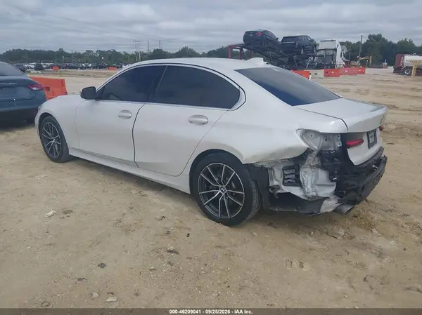 3MW5R1J00L8B27693 — 2020 BMW 3ER, фото 3 с аукциона IAAI, Задняя часть