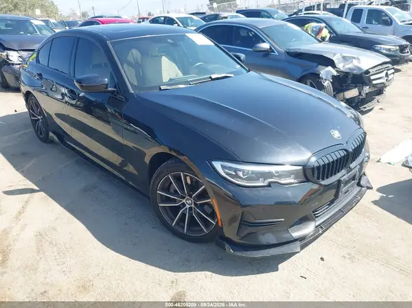 3MW5R1J01M8C11457 — 2021 BMW 3ER, Задняя часть (Rear), фото до ремонта