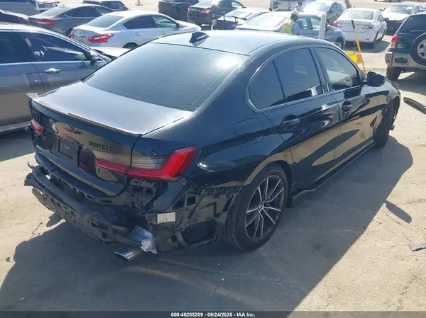 3MW5R1J01M8C11457 — 2021 BMW 3ER, фото 4 с аукциона IAAI, Задняя часть