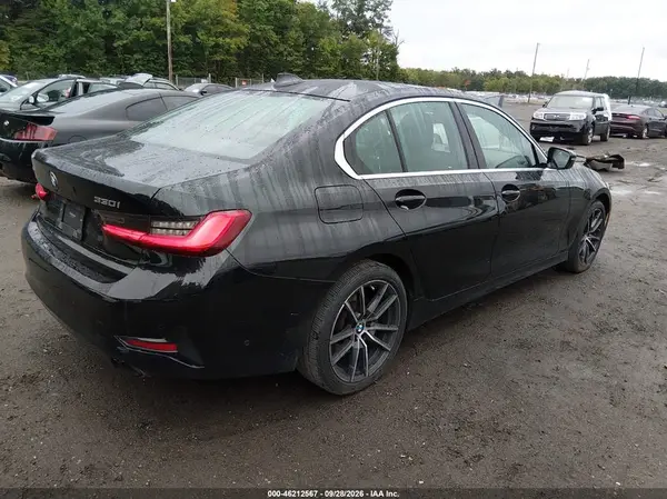 3MW5R7J0XM8B56736 — 2021 BMW 3ER, фото 4 с аукциона IAAI, Левый бок