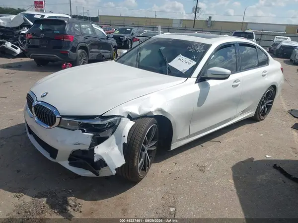 3MW5R1J05M8B57127 — 2021 BMW 3ER, фото 2 с аукциона IAAI, Передняя часть слева