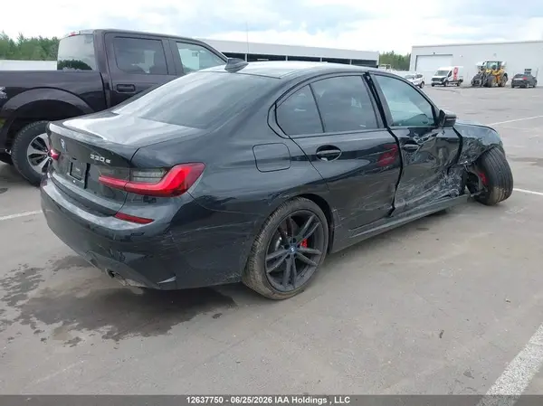 WBA5P9C01NFL61997 — 2022 BMW 3ER, фото 4 с аукциона IAAI 29.09.2026, Передняя часть
