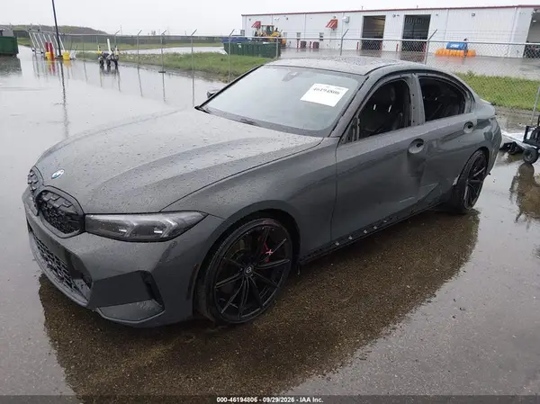 3MW49FF08P8D15837 — 2023 BMW 3ER, фото 2 с аукциона IAAI, Левый бок