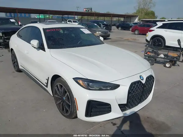 WBA63AV02NFM08646 — 2022 BMW 4ER, Угон (Theft), фото до ремонта