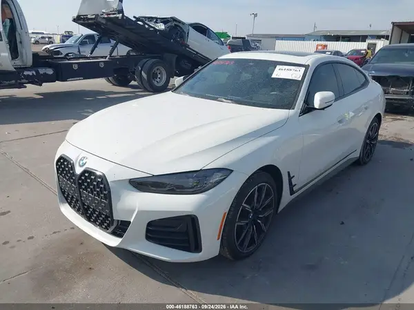 WBA63AV02NFM08646 — 2022 BMW 4ER, фото 2 с аукциона IAAI, Угон