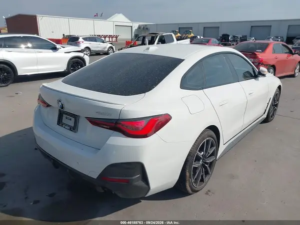 WBA63AV02NFM08646 — 2022 BMW 4ER, фото 4 с аукциона IAAI, Угон