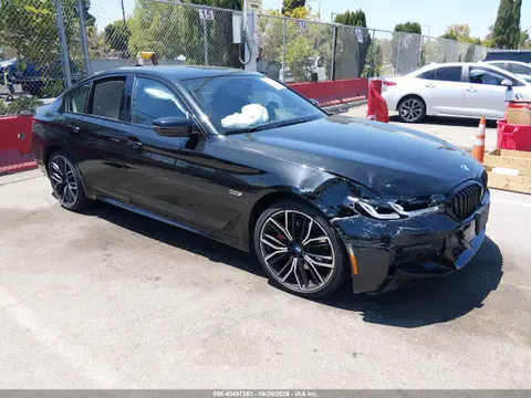 WBA13AG02PCM13681 — 2023 BMW 530E, Передняя часть справа (Right Front), фото до ремонта