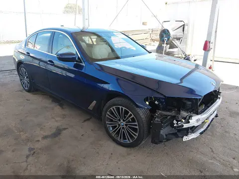 WBAJR3C01LCE10929 — 2020 BMW 530I, Передняя часть (Front End), фото до ремонта