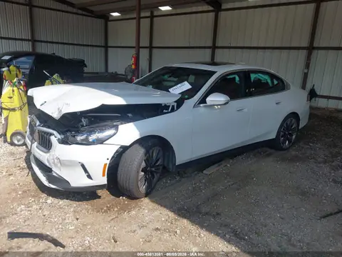 2025 BMW 530I VIN WBA43FJ06SCU41334 фото 2