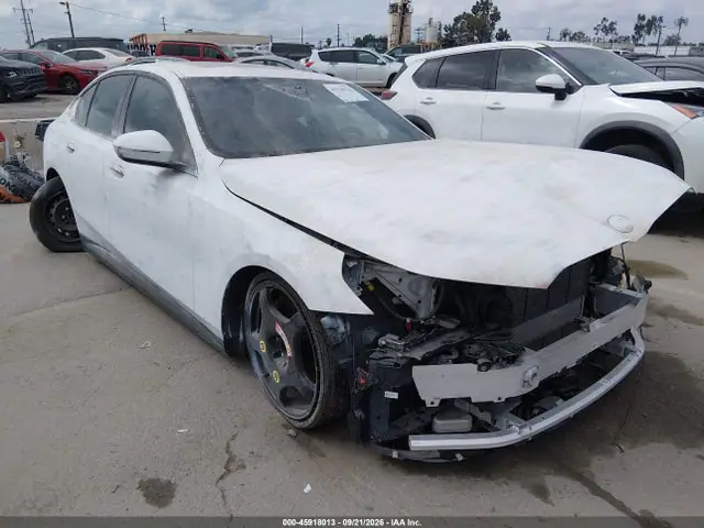 WBA63FJ01TCW08399 — 2026 BMW 540I Xdrive, Вандализм (Vandalized), фото до ремонта