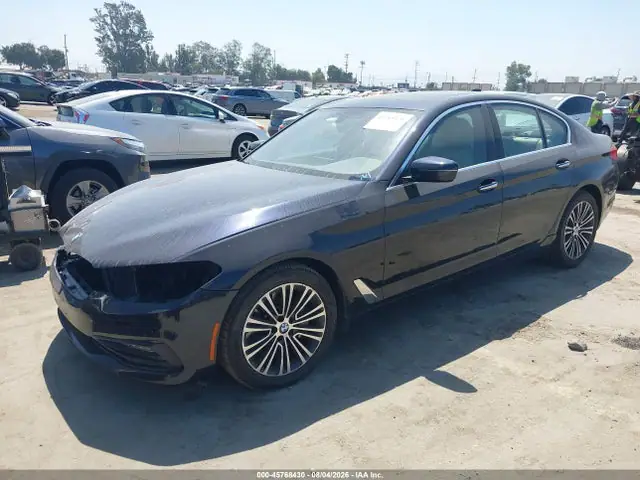 WBAJE5C32HG477960 — 2017 BMW 540I, фото 2 с аукциона IAAI 30.09.2026, Передняя часть