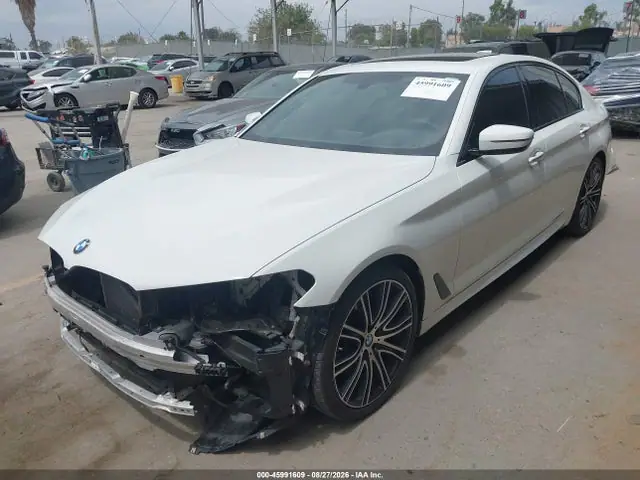 WBAJE5C31HG914542 — 2017 BMW 540I, фото 2 с аукциона IAAI 14.10.2026, Передняя часть