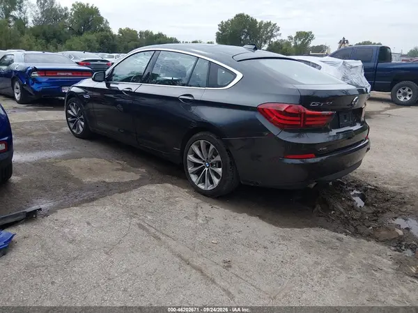 WBA5M4C53GD186562 — 2016 BMW 5ER, фото 3 с аукциона IAAI, Правый бок