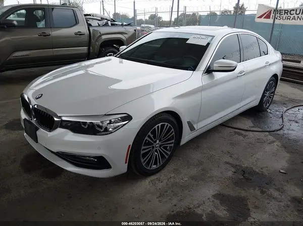 WBAJA5C55JWA56911 — 2018 BMW 5ER, фото 2 с аукциона IAAI 24.09.2026, Задняя часть справа