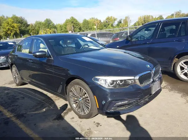 WBAJB1C56JB083710 — 2018 BMW 5ER, Подтопление (Flood), фото до ремонта