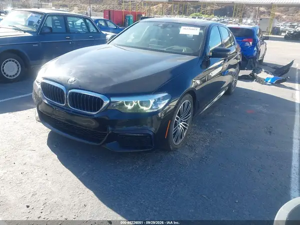 WBAJA5C53KBX88038 — 2019 BMW 5ER, фото 2 с аукциона IAAI, Передняя часть справа