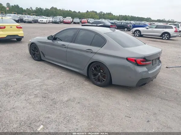WBA53BJ01MWX31771 — 2021 BMW 5ER, фото 3 с аукциона IAAI 13.10.2026, Передняя часть слева
