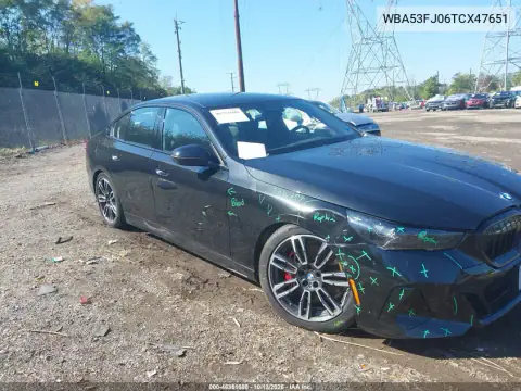 WBA53FJ06TCX47651 — 2026 BMW 5ER, Передняя часть, фото до ремонта