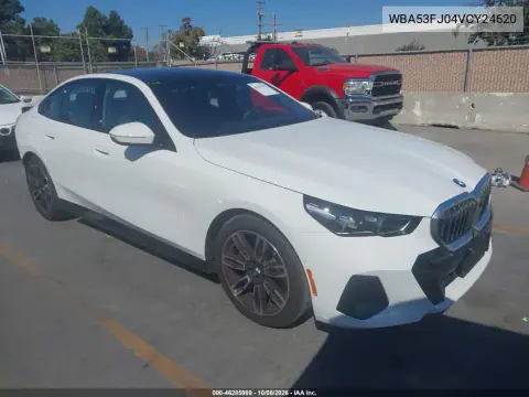 WBA53FJ04VCY24620 — 2027 BMW 5ER, Задняя часть, фото до ремонта