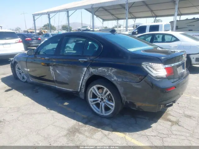 2015 BMW 740I VIN WBAYA6C56FD827056 фото 3