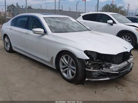 WBA7F2C59GG418135 — 2016 BMW 750I Xdrive, Передняя часть (Front End), фото до ремонта